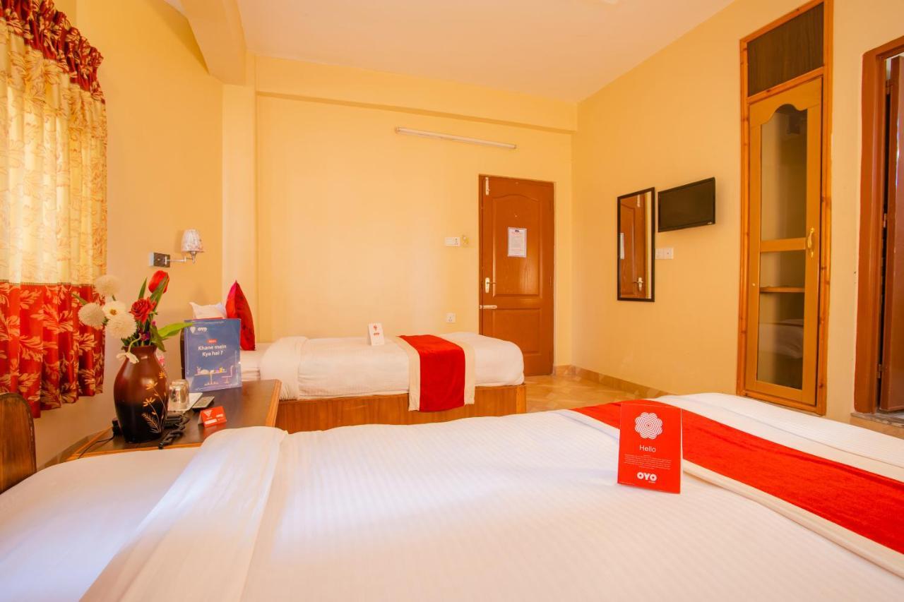 Silver Sky Hotel Pokhara Dış mekan fotoğraf
