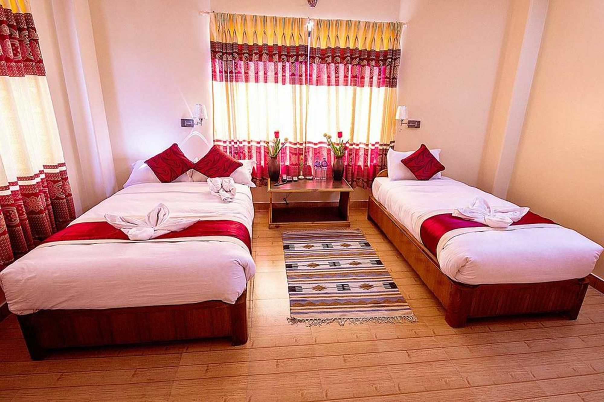 Silver Sky Hotel Pokhara Dış mekan fotoğraf